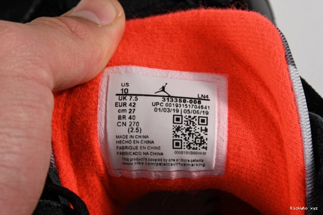 313358-006 Air 7 Retro Black Jordan Patent 0701